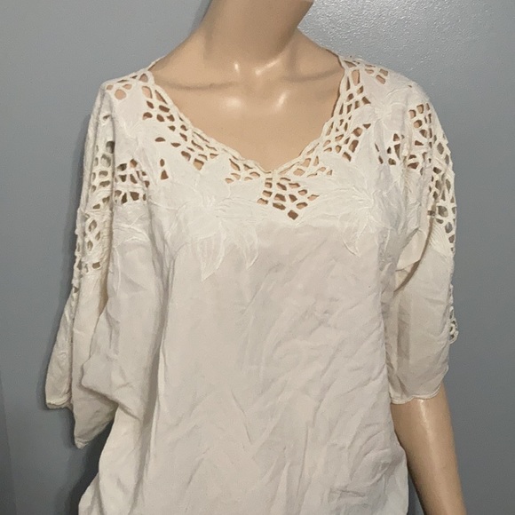 ⭐️Red Threads Lacework Sz XL⭐️ - Picture 6 of 7